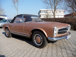 Vollständig restaurierter Mercedes-Oldtimer in Freising.